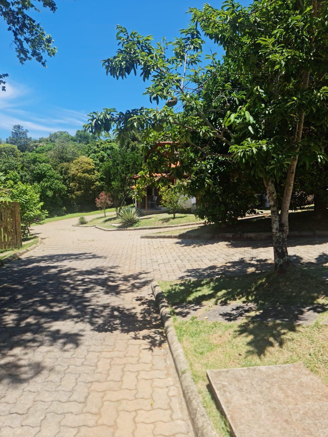 Vale Do Comandante Inn