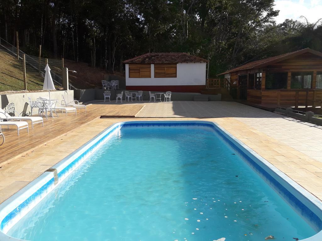 Vale Do Comandante Inn